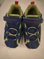 Kindersandalen der Marke