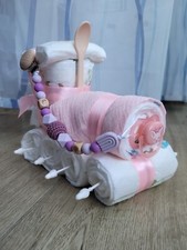 Windeltorte Baby Mädchen Lokomotive Geschenk für Geburt Taufe Schnullerkette?