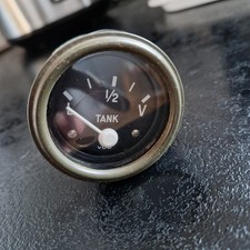 Tankuhr Unimog Tankanzeige VDO 304.401 /4/1 Benzinuhr Oldtimer 11/83