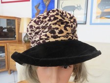 VINTAGE – Damenhut, schwarz + Animalprint, Samt, Durchmesser 18 cm (1633-36)