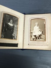 Antikes Fotoalbum mit 18