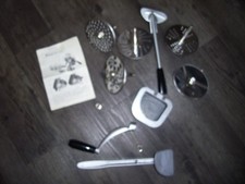 Minna M3, diverse Ersatzteile, Scheiben, Raspeln, Hobeln, Reiben, + weiteres