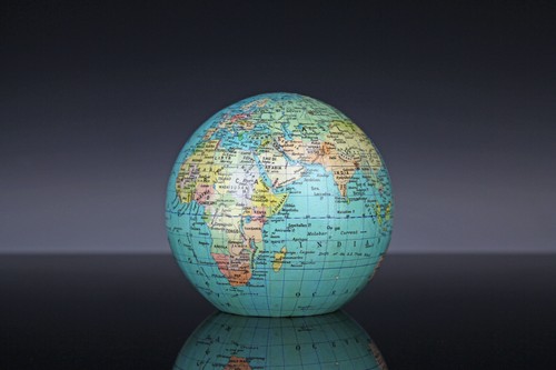 Seltener globus als spardose - globus,