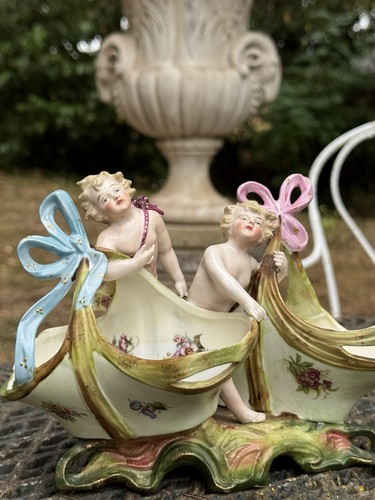 Vide poche vers - 1900, putti