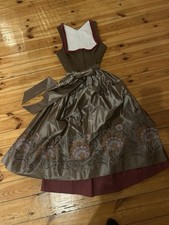 Susanne Spatt  Designerdirndl Gr. 32 , braun/weinrot, Schürze 100% Seide