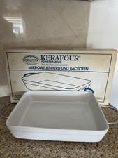 Kerafour Feinsteinzeug Auflaufform rechteckig mit Servierhalterung
