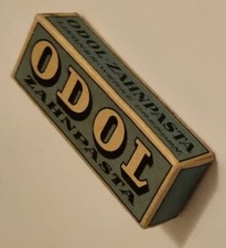 kleine Pappschachtel , Odol Zahnpasta , Lingner Werke Dresden , Puppenstube ?