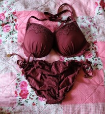 Modisches geschnittenes Push Up Bikini-Set Top Zustand