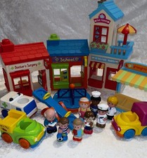 ELC Happyland Teestuben Schule Ärzte Figuren Fahrzeuge Frühförderzentrum 