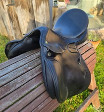 Vielseitigkeitssattel Prestige Venezia, 17 Zoll, Kammerweite 33