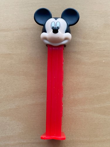 Pez spender mit fuß - pez,