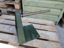 Kabeltrommelhalter für Bundeswehr Kabeltrommeln 35mm Aufnahme