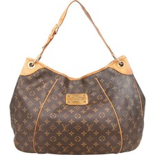 Louis Vuitton Monogram Canvas