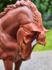 Proud Stallion / Stolzer Warmbluthengst Resin Modellpferd Traditional Größe