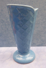 23315. Eisschale Eisbecher Waffelform  Eistüte  blau MT  17 cm