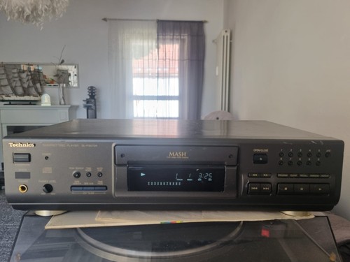 Technics compact disc - compact, player