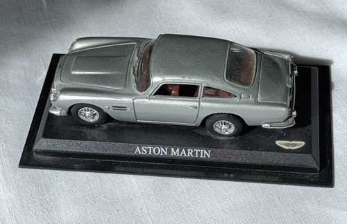 Modellauto aston martin - modellauto,