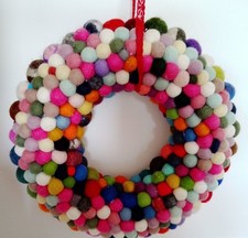 Filzkugel  Tür Wand Kranz 