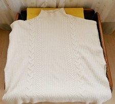 Cape/ Poncho aus weichem Woll