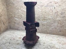 Mc Cormick D324 Achstrichter