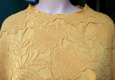 Hübsches Shirt-Bluse-goldgelb