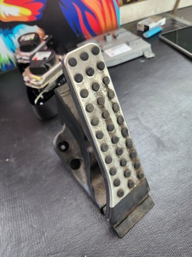 Mercedes gaspedal amg - gaspedal, amg-line