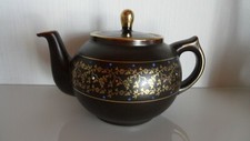 Bunzlauer feuerfest Keramik Teekanne ausgefallen in braun mit Goldverzierung 