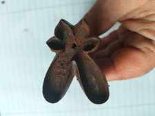 altes antikes Stanzeisen