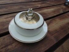 Eschenbach Butterdose rund. Elfenbein Porzellan. Goldauflage. Faßbutter.  05024