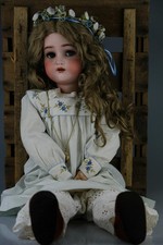 Sehr schöne antike Puppe von