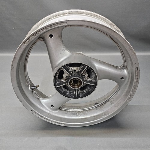Suzuki hinterrad 4 5 x - suzuki,