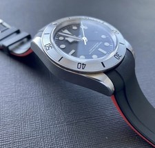 TUDOR 22mm BLACK/RED Vulcanized Curved rubber Strap 41mm Black Bay Watch Band