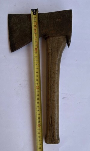 Antikes zimmermannsbeil - antikes,