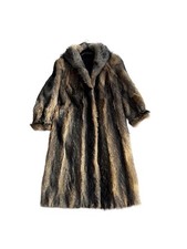 Schwerer Pelzmantel Edelpelz