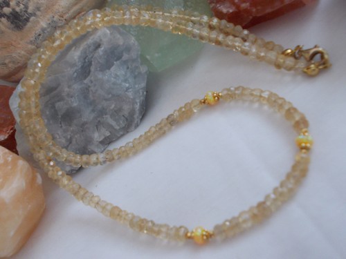 Citrin-Japan-Opal-Kette