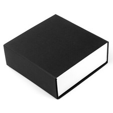 Magnetbox aus hartem karton - magnetbox,