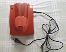 Ladegerät von Fein, defekt - brennt kein Licht mehr- Tot- an Bastler