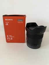 NEUWERTIGES OBJEKTIV Sony SEL