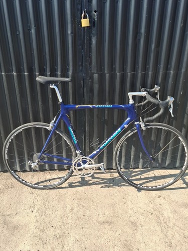 Retro carbon fibre racing - carbon,