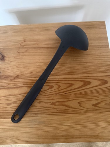 Suppenkelle schwarz grau - suppenkelle, schwarz/grau
