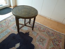 Antiker Rauchertisch mit Kupferblatt   ca. 1900 bis 1910