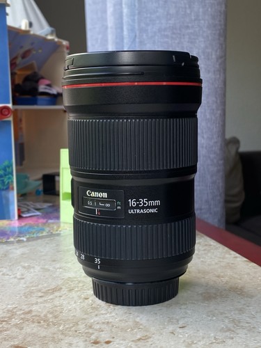 Canon 35mm 8 l usm - f2.8,