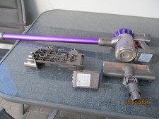 Dyson Akku-Staubsauger V 6, gebraucht, defekt