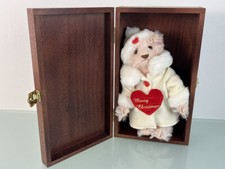 Steiff 675843 Teddy Bär Little Santa 2003 22 cm. Nr. 01912 mit. OVP in Top Zusta