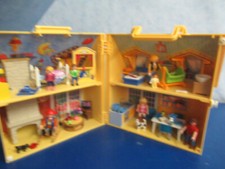 5763 Mitnehm Puppenhaus  Möbel Einrichtung Figuren City Life Playmobil 6850