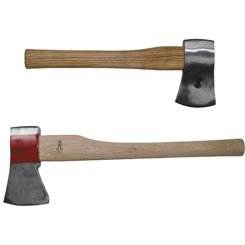 Axt mit holzstiel oder - mit,