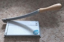 DDR FLOSTO Foto- und Karten-Schneidemaschine Hebelschneider 