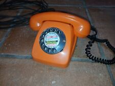 Original Vintage Telefon FeTAp 611-1 Post Wählscheibe orange mi Stecker