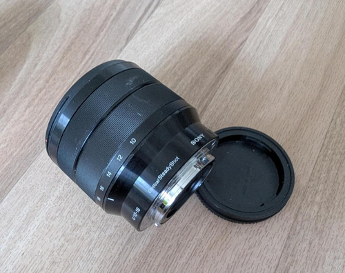 Sony f4 oss - sony, sel1018