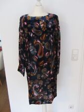 Neues Joyce & Girls Seiden